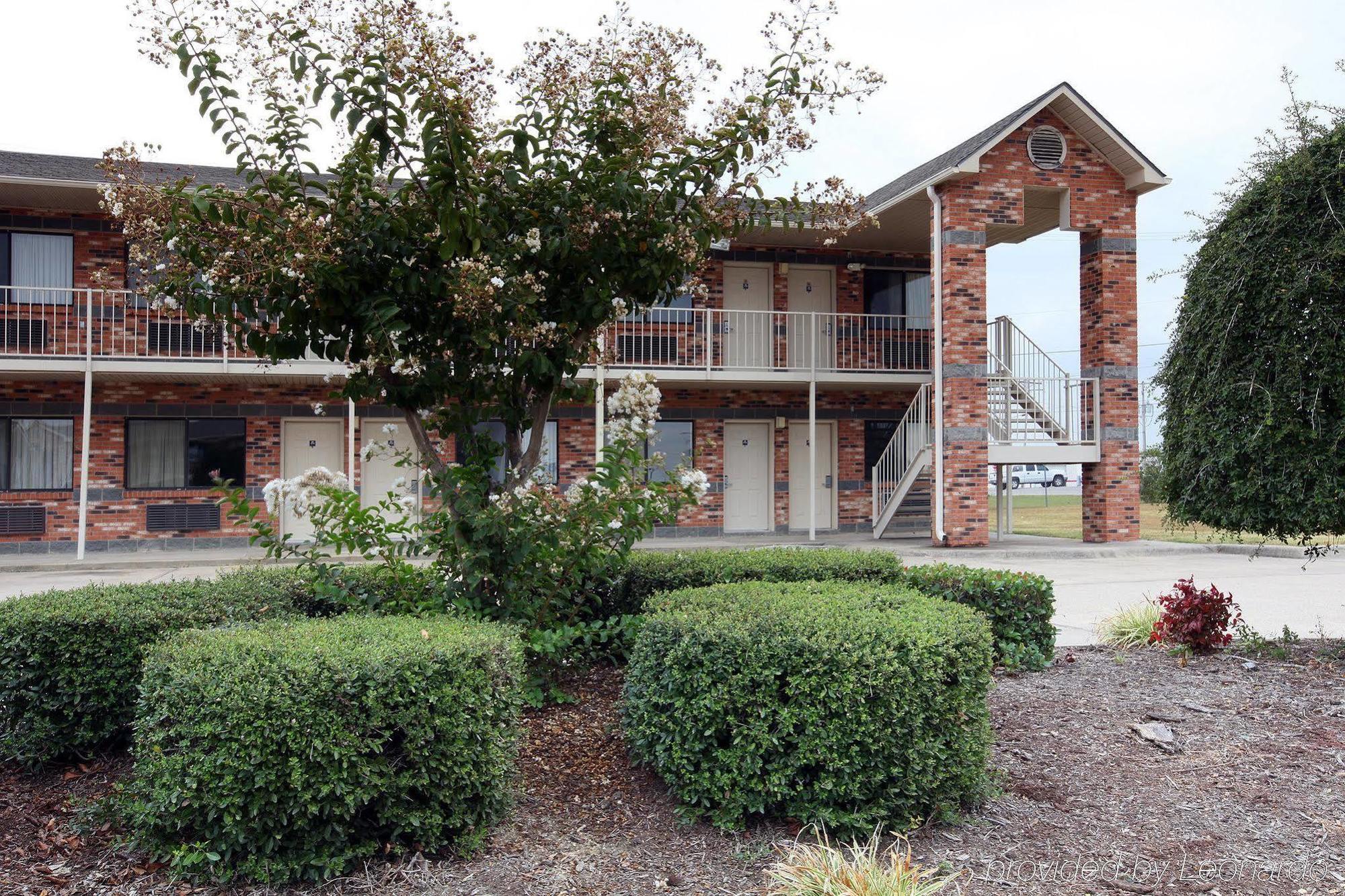 Americas Best Value Inn Cabot Extérieur photo